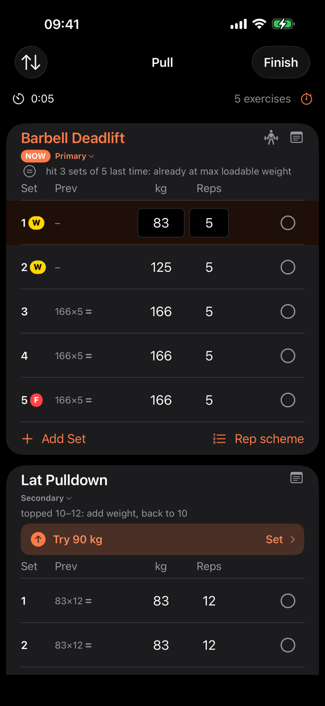 Active workout logging in dark mode